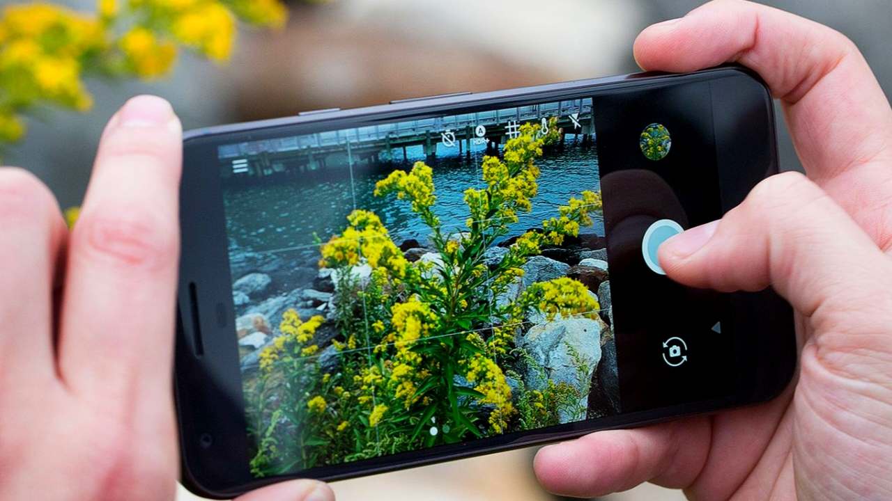 Best CAMERA Phone Under Rs 25000